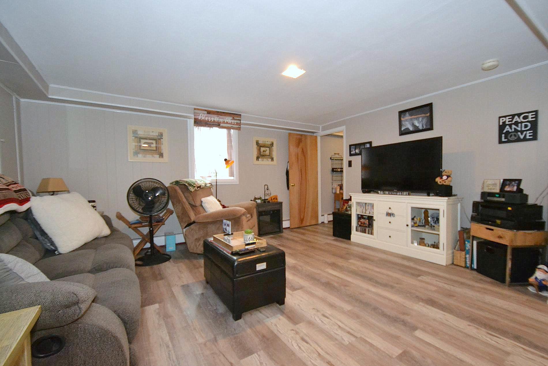 Single Family Metzner  Suffolk County, NY 11779, MLS-856868-9