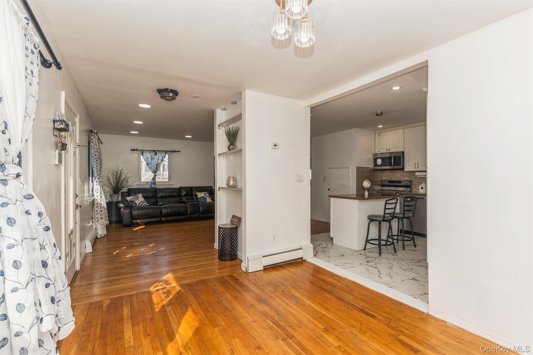 Single Family Washington  Nassau County, NY 11510, MLS-856876-11