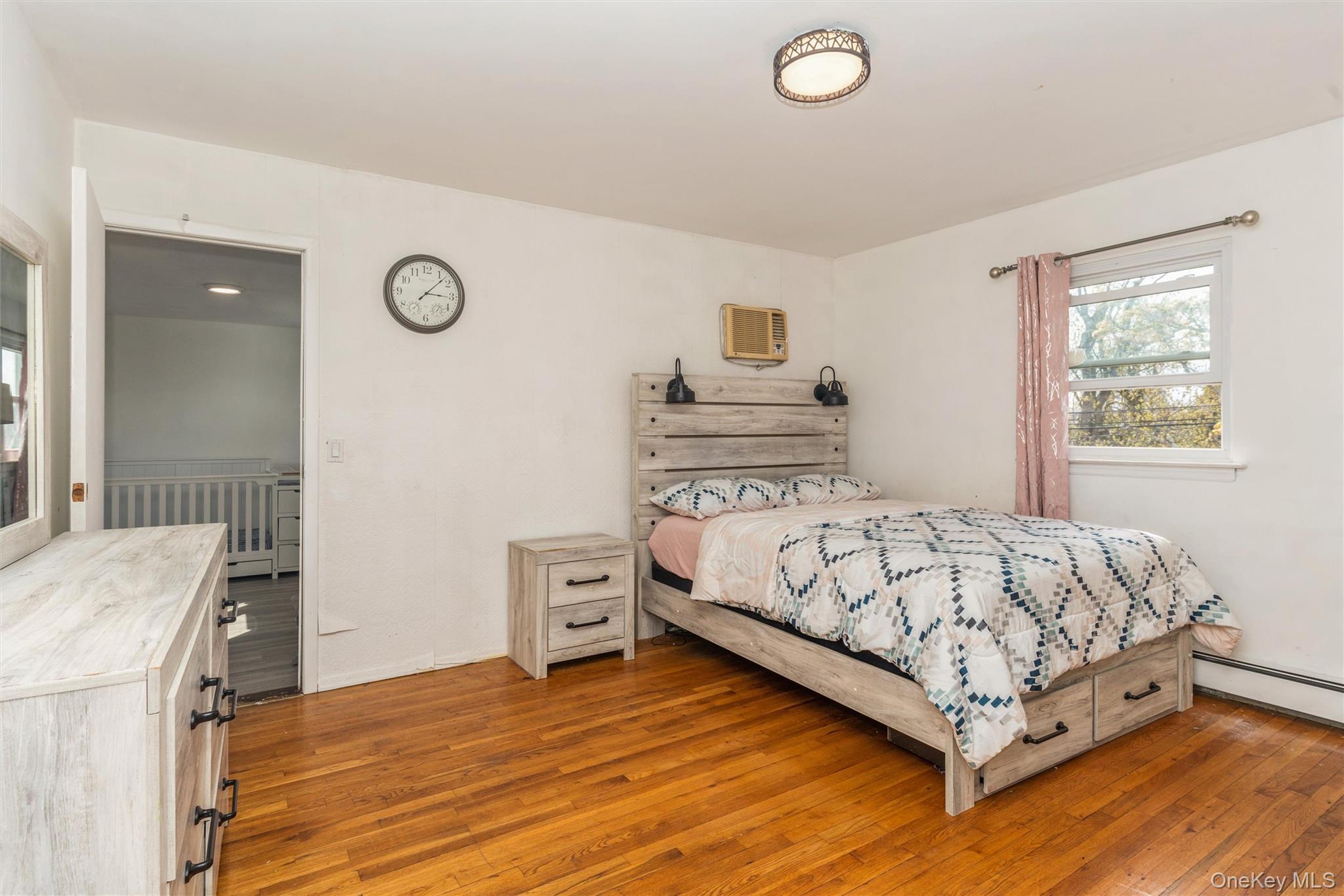 Single Family Washington  Nassau County, NY 11510, MLS-856876-14