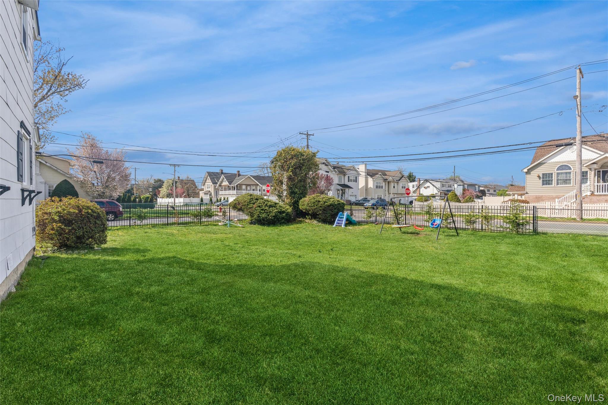 Single Family Washington  Nassau County, NY 11510, MLS-856876-21