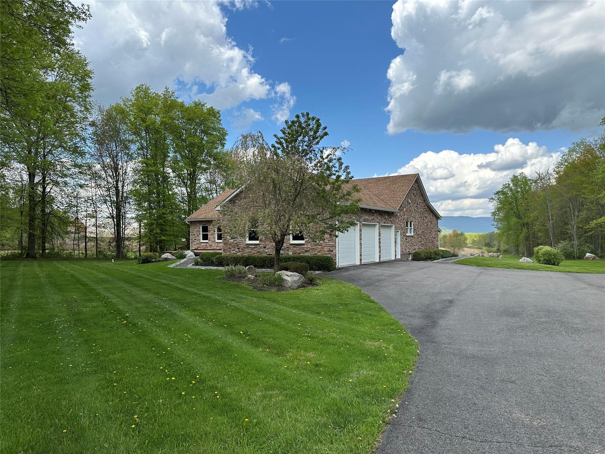 Single Family Bruyn  Ulster County, NY 12589, MLS-856892-32