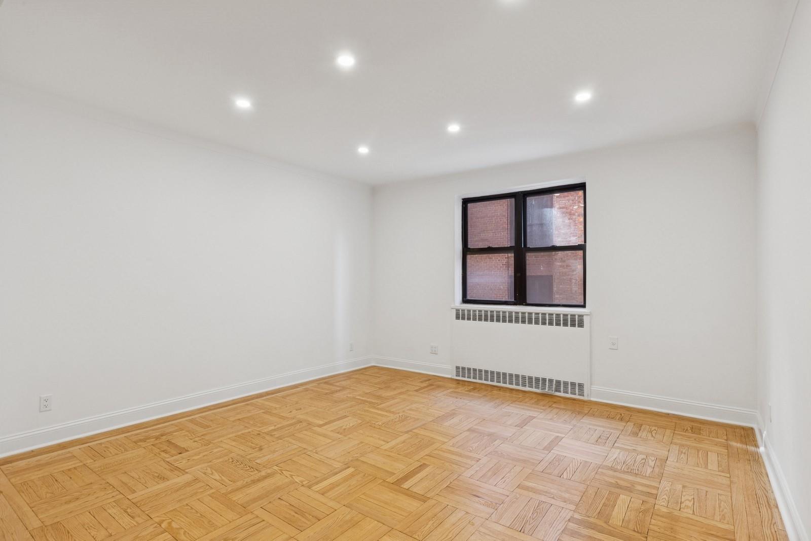 Coop Park Terrace East  Manhattan, NY 10034, MLS-856898-6