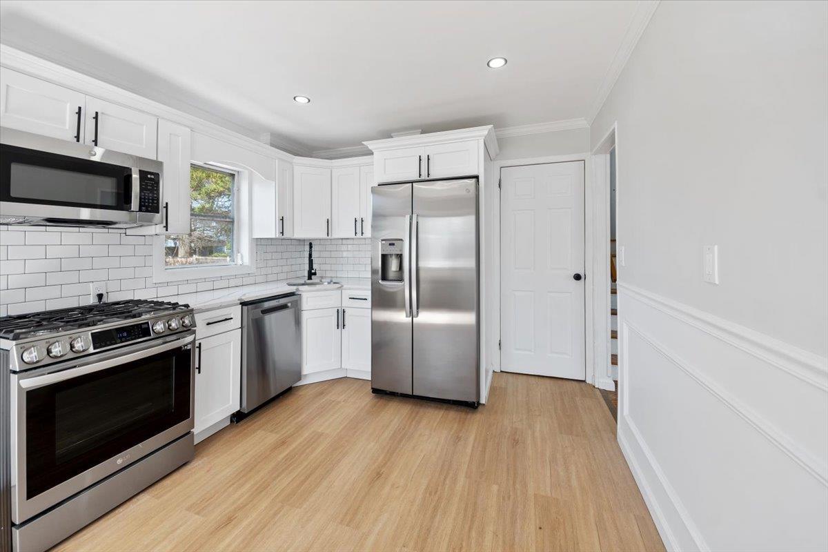 Single Family Fulton  Suffolk County, NY 11757, MLS-856901-11