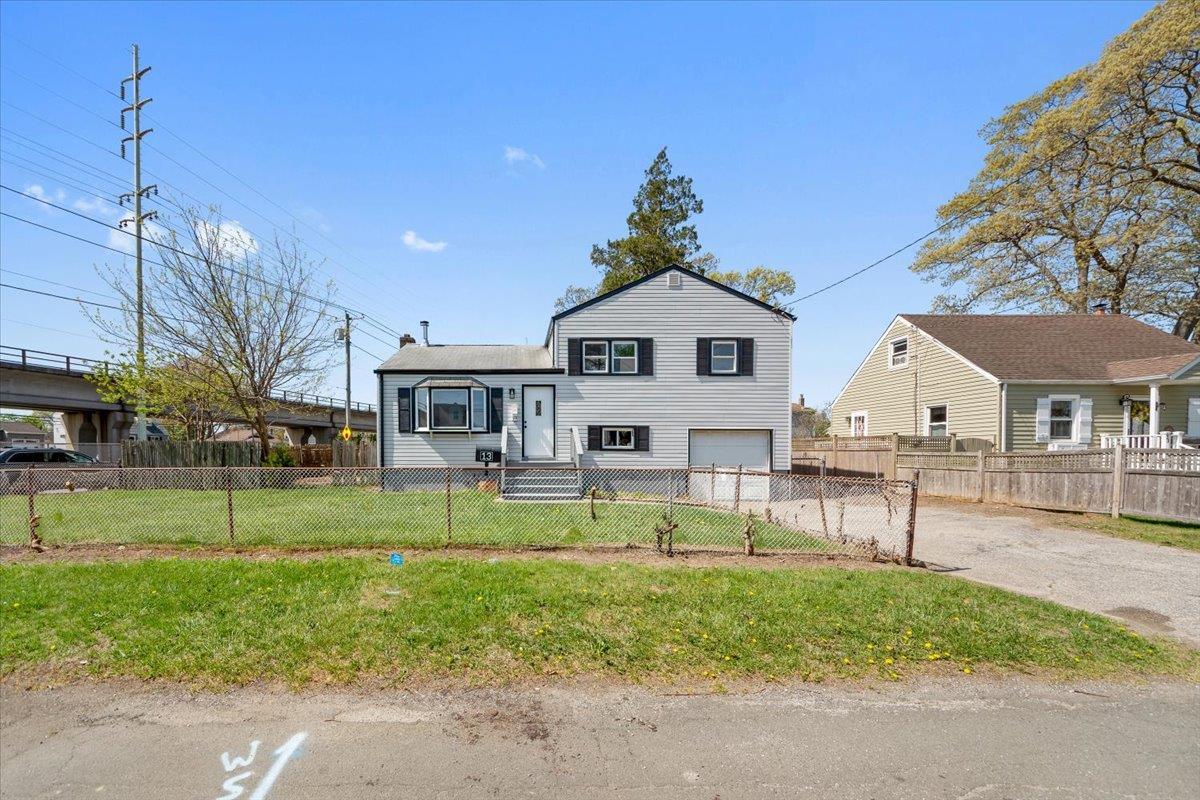 Single Family Fulton  Suffolk County, NY 11757, MLS-856901-3