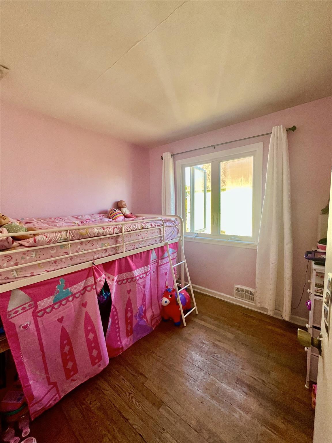 Single Family Hermany  Bronx, NY 10473, MLS-856905-10