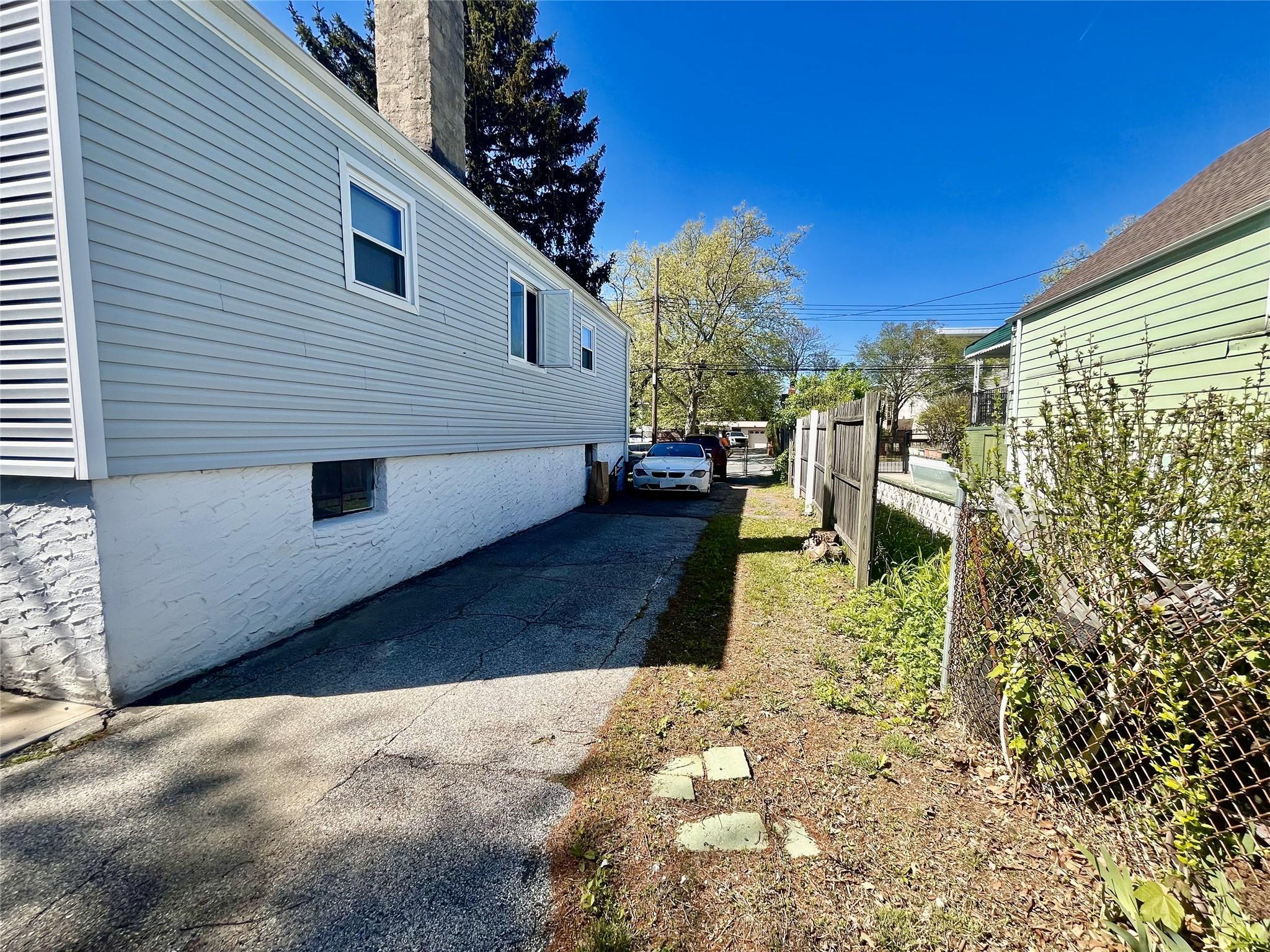 Single Family Hermany  Bronx, NY 10473, MLS-856905-4