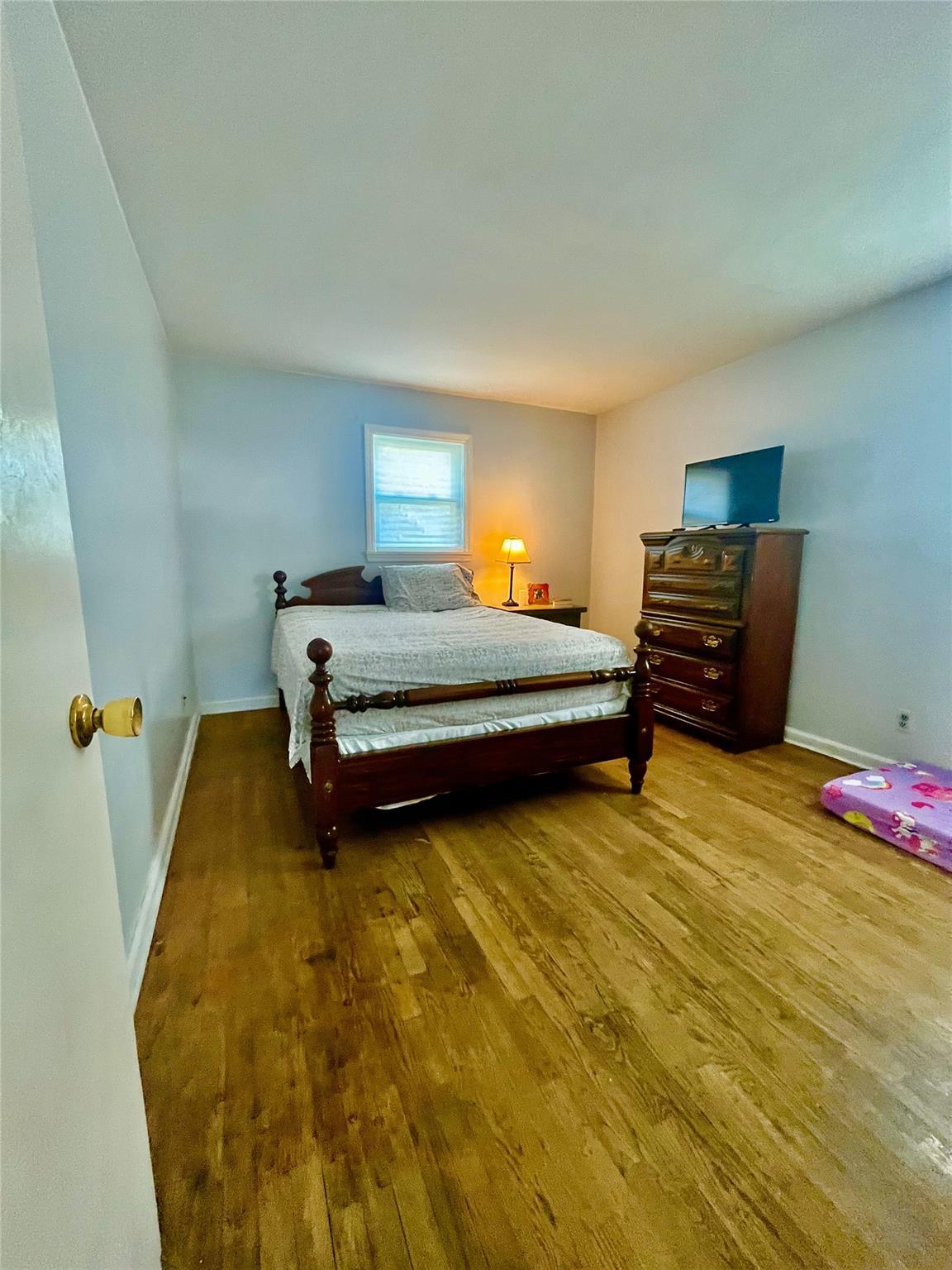 Single Family Hermany  Bronx, NY 10473, MLS-856905-7