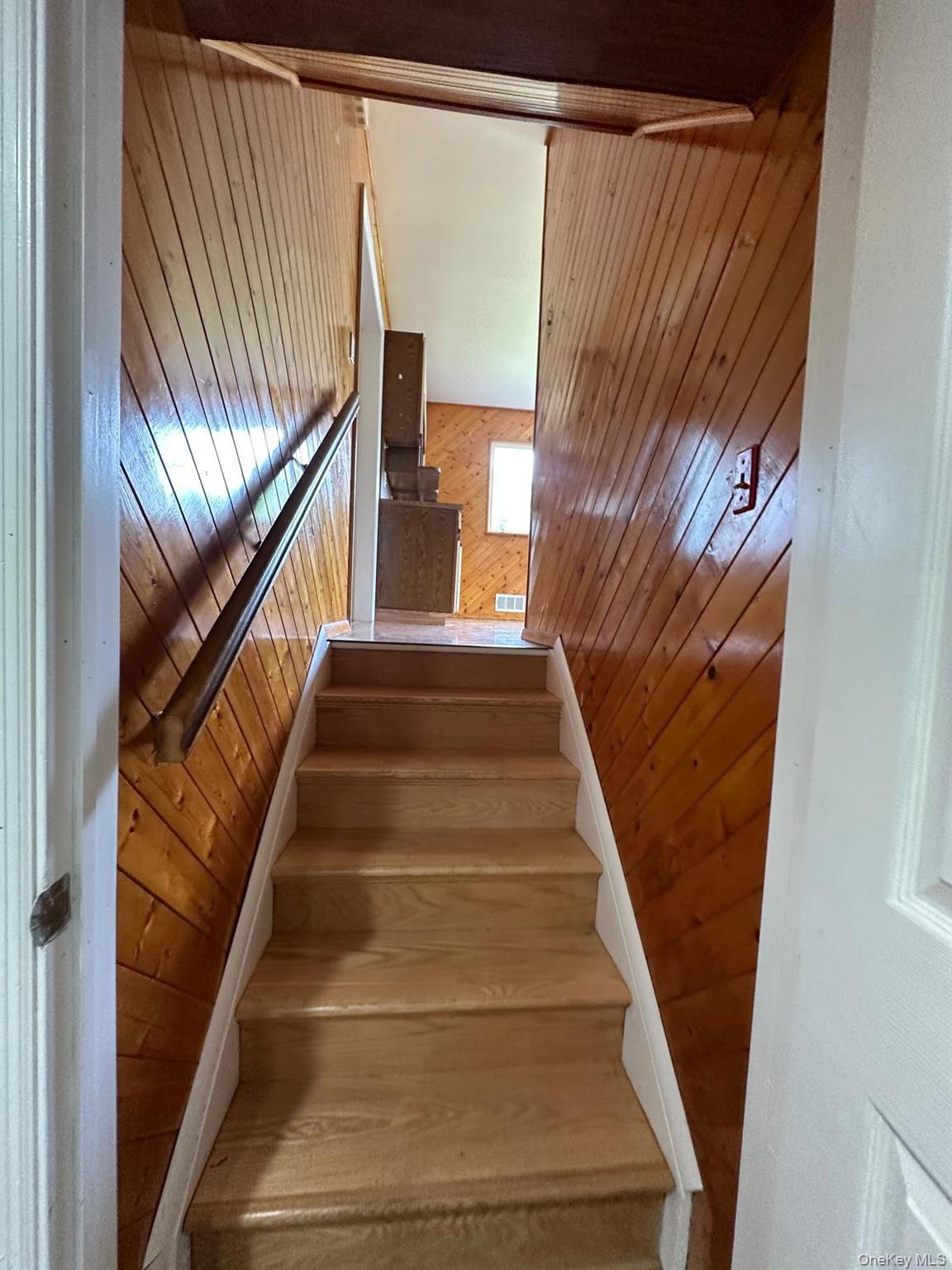 Single Family Glenda  Suffolk County, NY 11729, MLS-856918-9