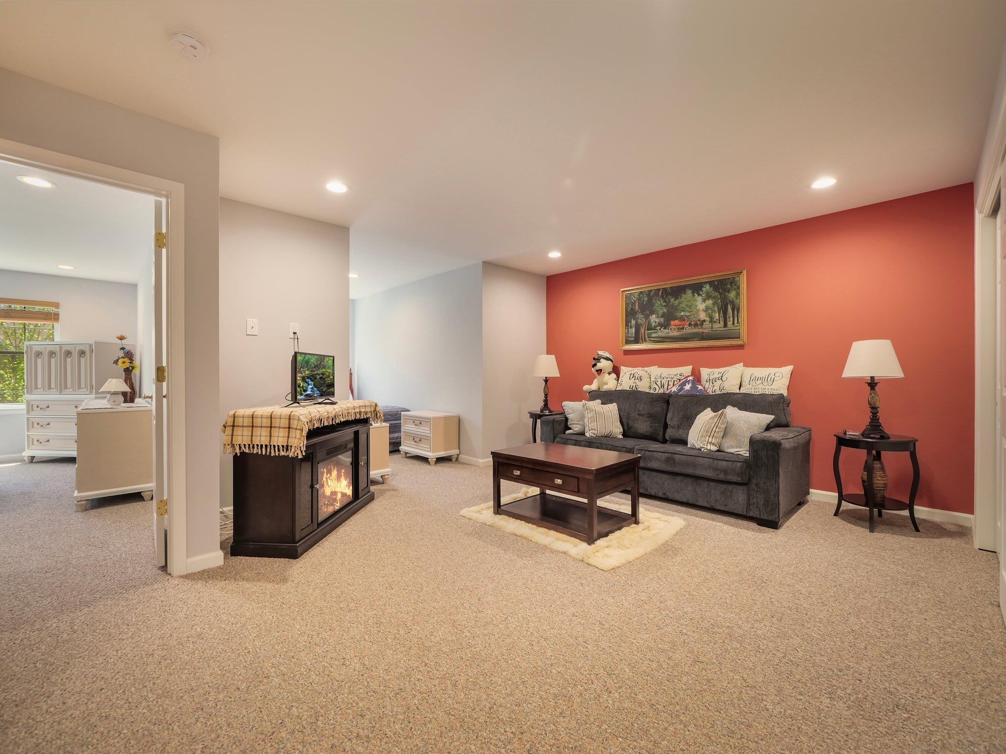 Condo Macintosh Way  Out Of Area, NY 18336, MLS-856919-18