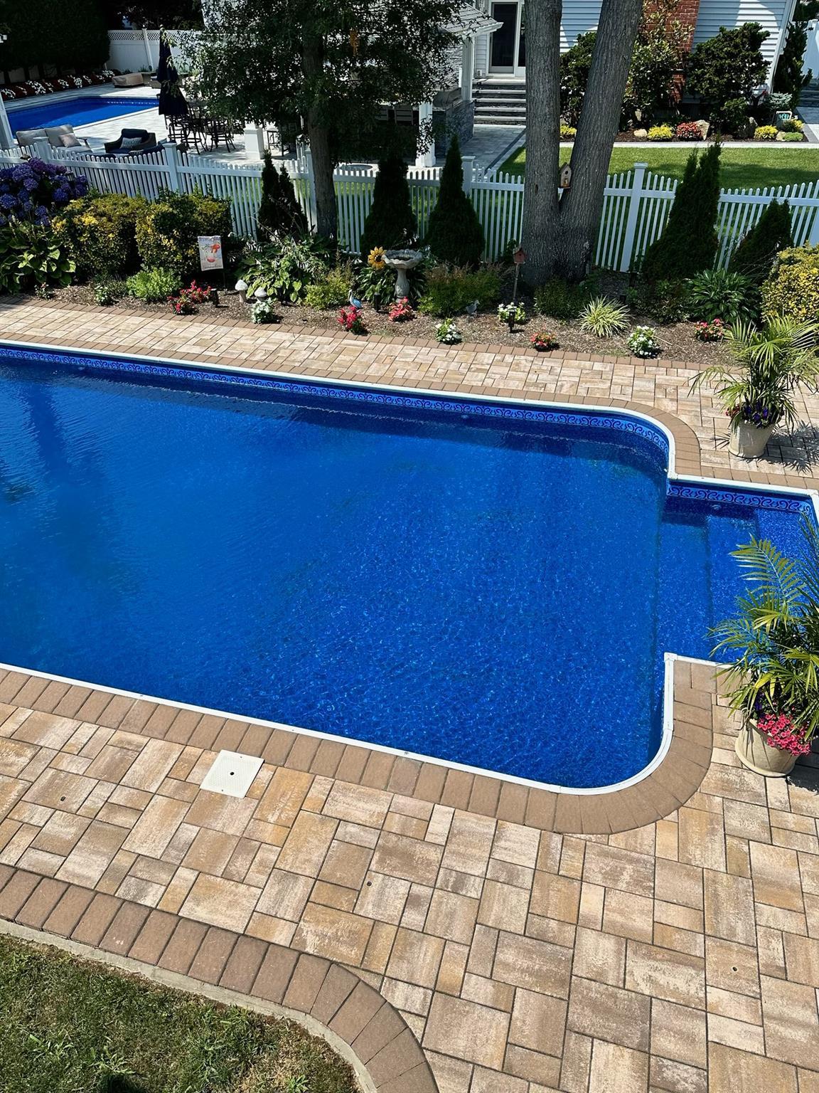 Single Family 41st  Suffolk County, NY 11751, MLS-856923-6