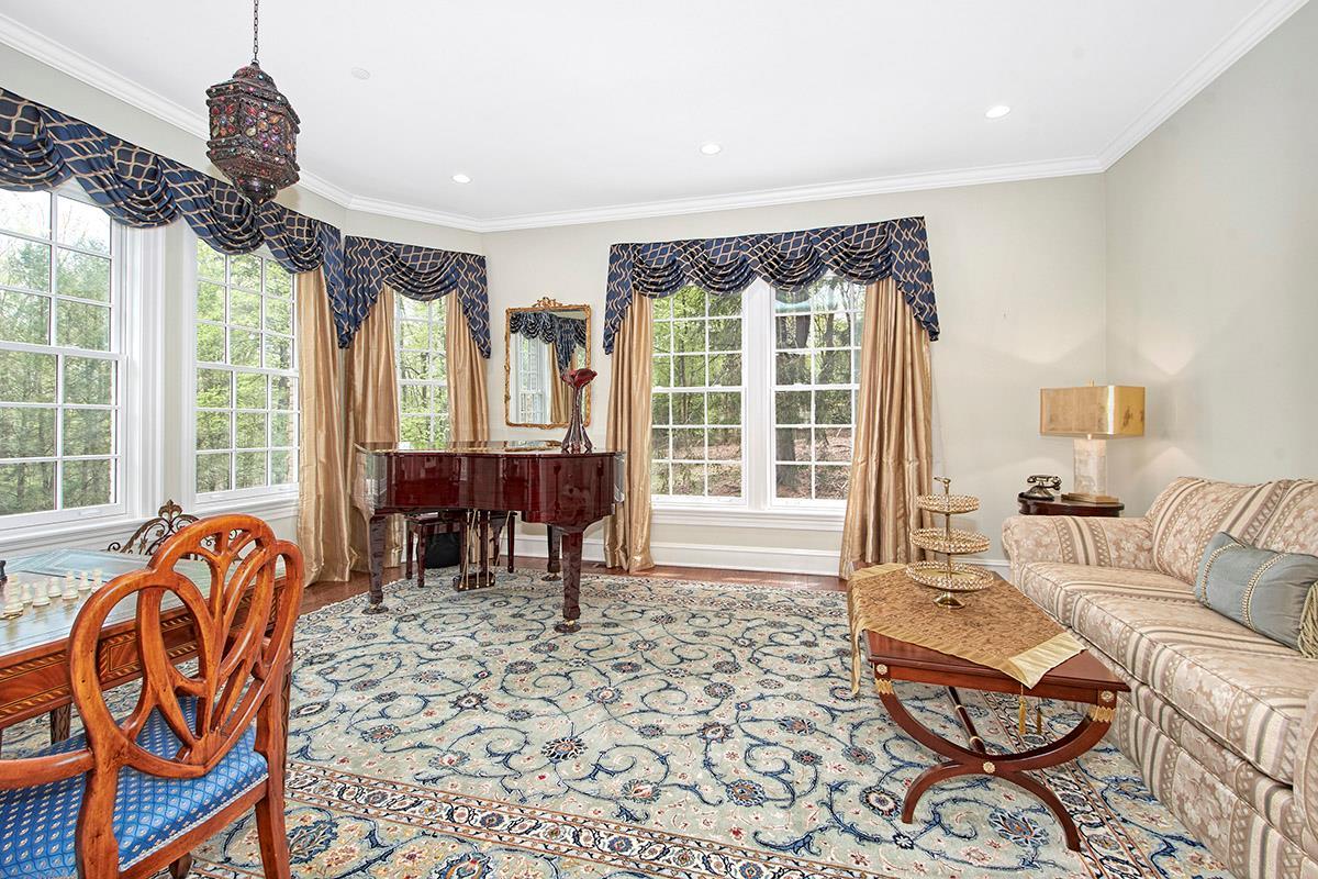 Single Family Heathcote  Westchester County, NY 10549, MLS-856928-10