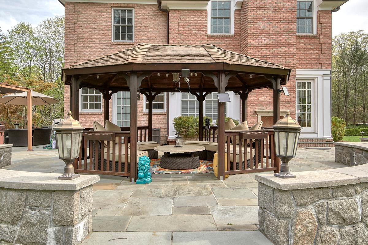 Single Family Heathcote  Westchester County, NY 10549, MLS-856928-38