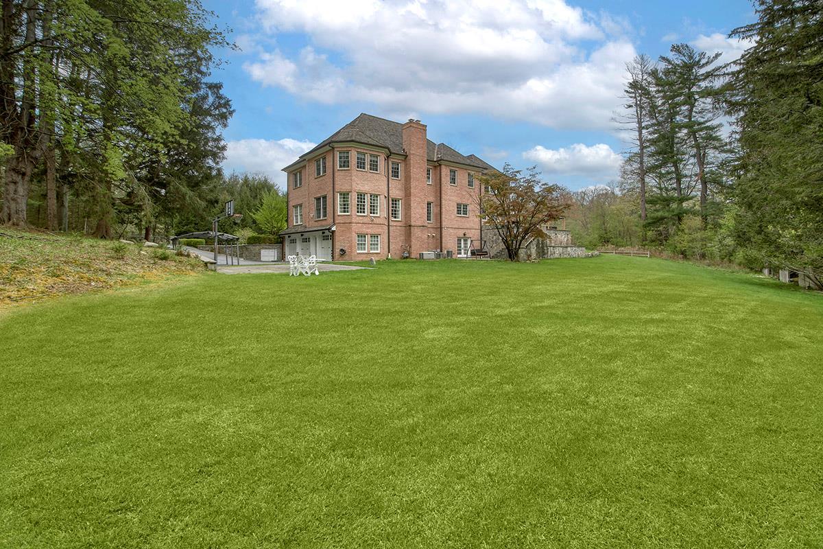 Single Family Heathcote  Westchester County, NY 10549, MLS-856928-42