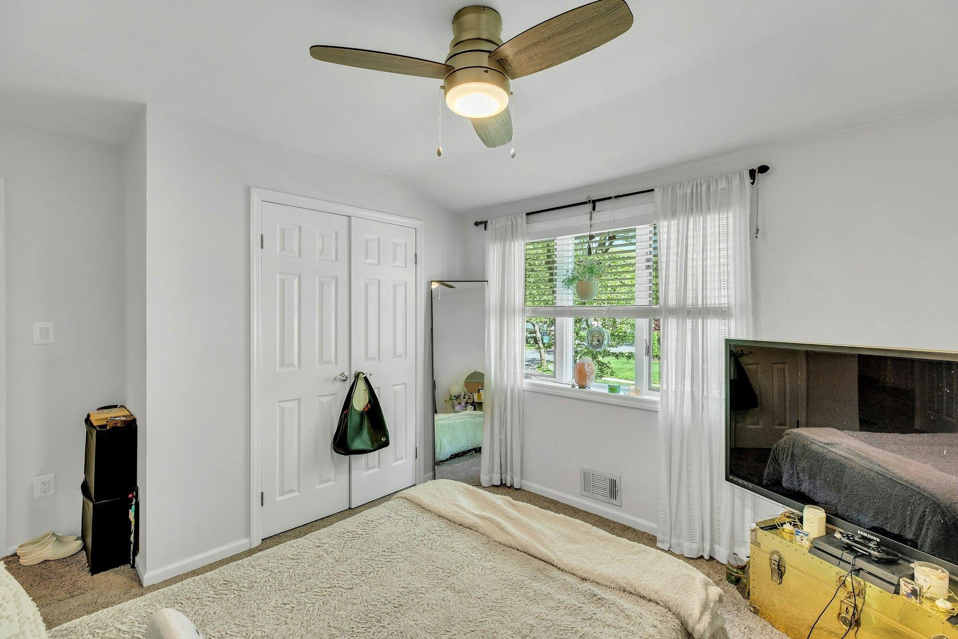Single Family Pomper  Suffolk County, NY 11731, MLS-856943-19