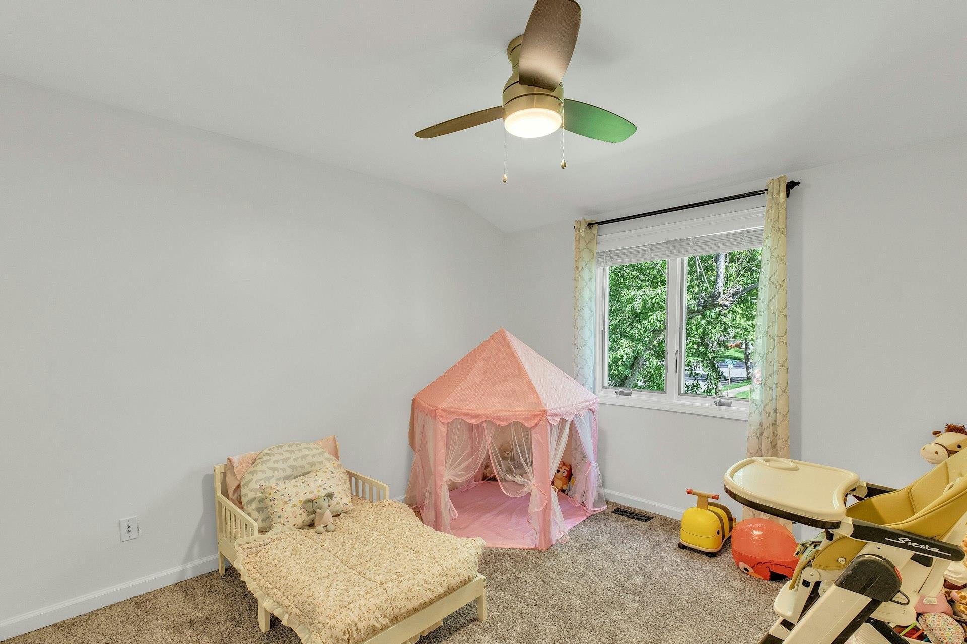 Single Family Pomper  Suffolk County, NY 11731, MLS-856943-20