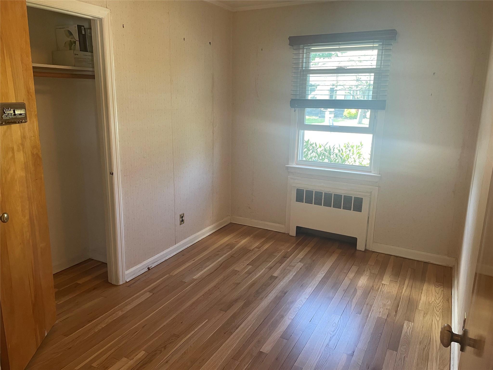 Single Family 10th  Suffolk County, NY 11704, MLS-856944-12