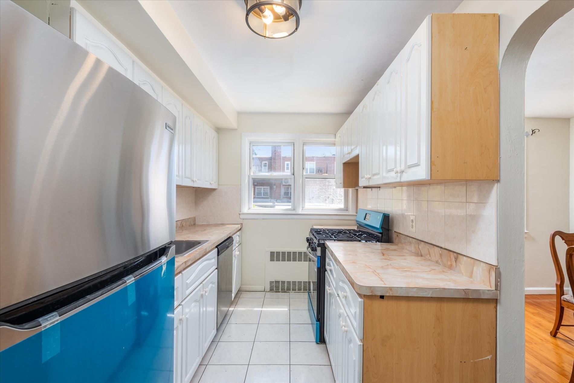 Single Family 77th  Queens, NY 11367, MLS-856948-10