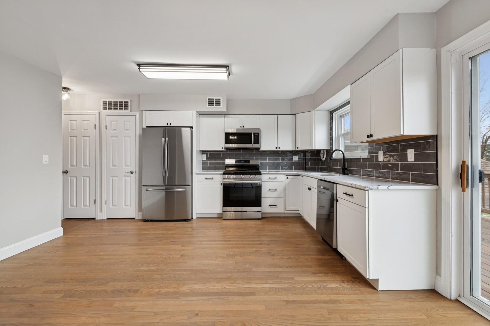 Single Family Harding Ave  Bronx, NY 10465, MLS-856951-10