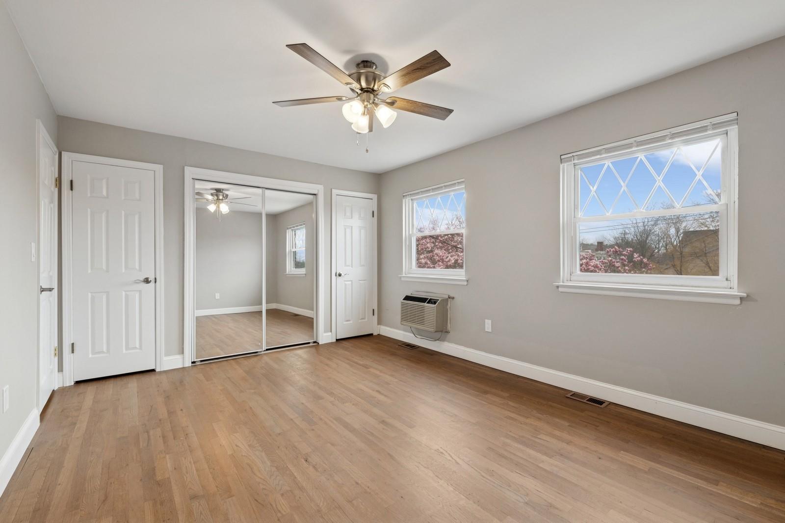 Single Family Harding Ave  Bronx, NY 10465, MLS-856951-19