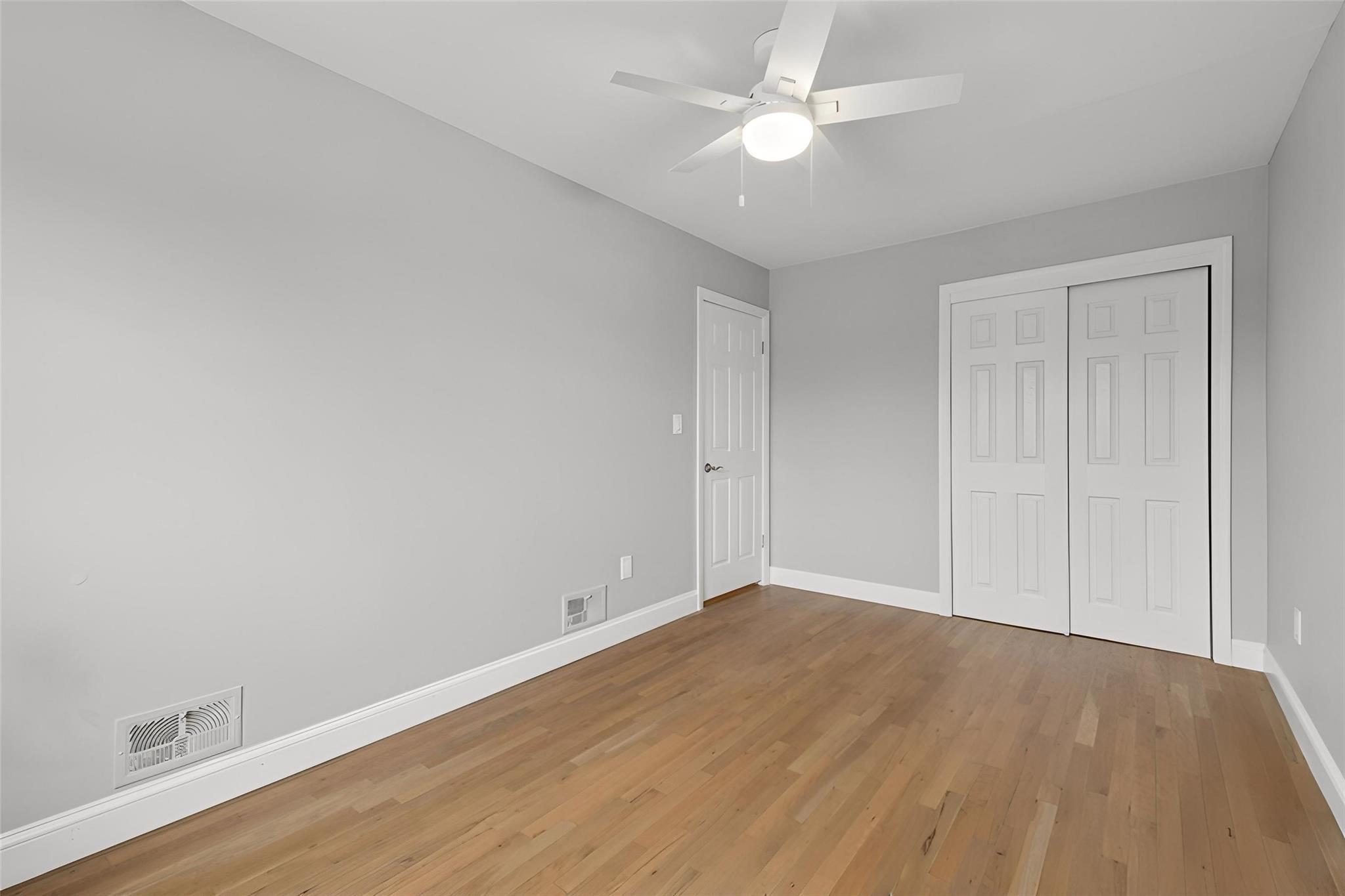 Single Family Harding Ave  Bronx, NY 10465, MLS-856951-22