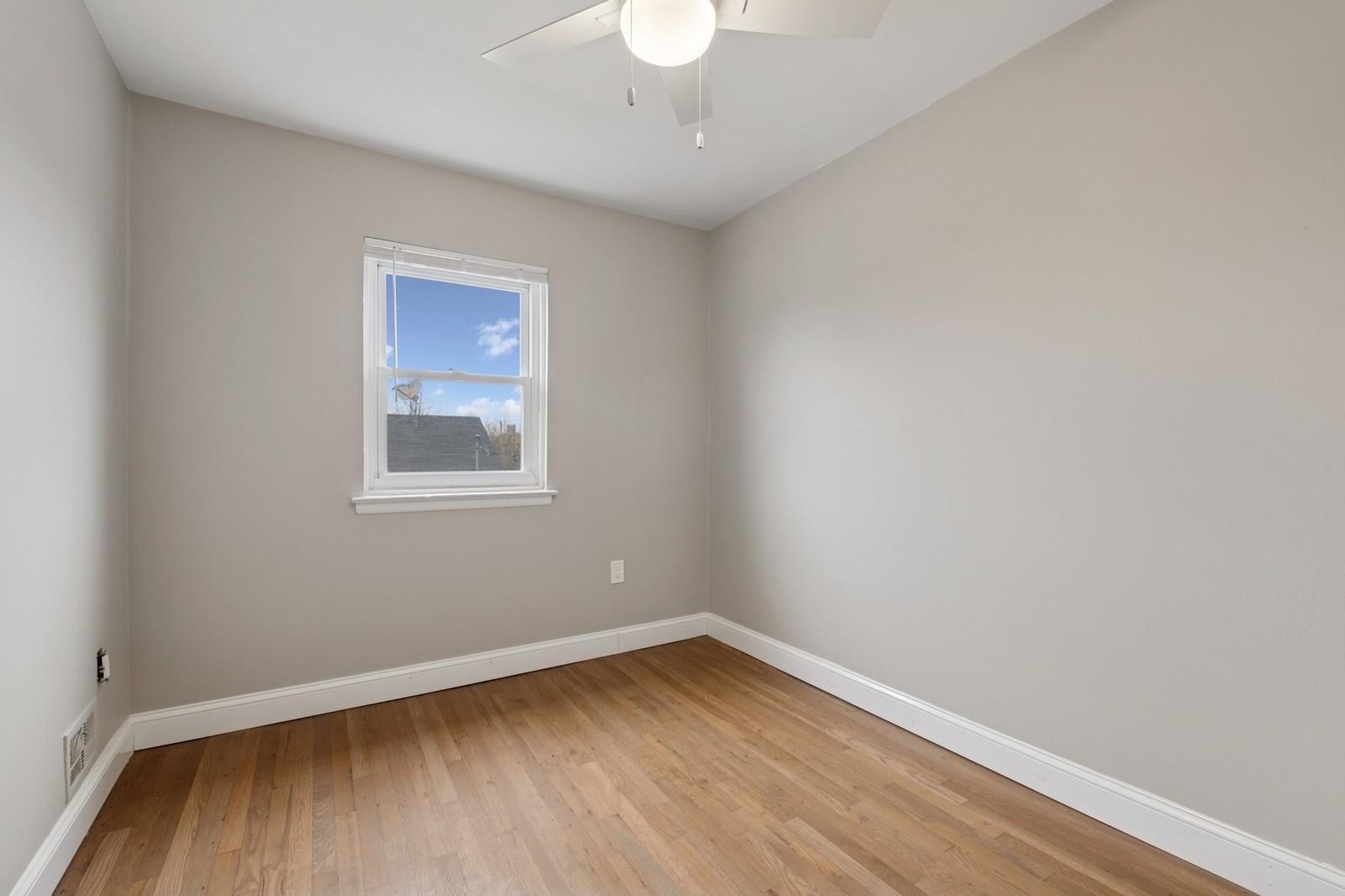 Single Family Harding Ave  Bronx, NY 10465, MLS-856951-25