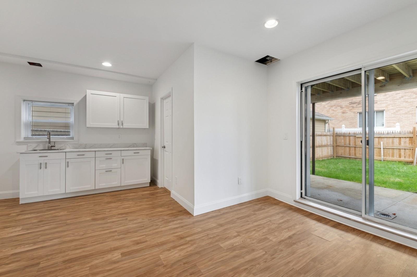 Single Family Harding Ave  Bronx, NY 10465, MLS-856951-28