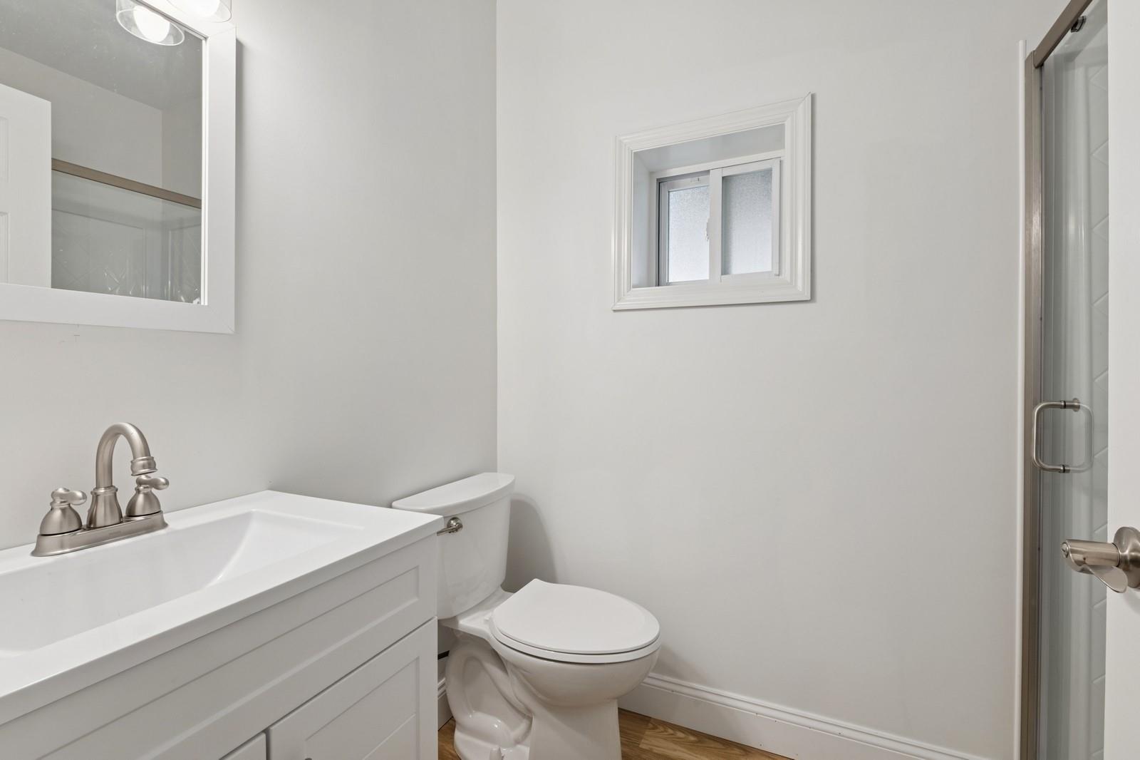 Single Family Harding Ave  Bronx, NY 10465, MLS-856951-31