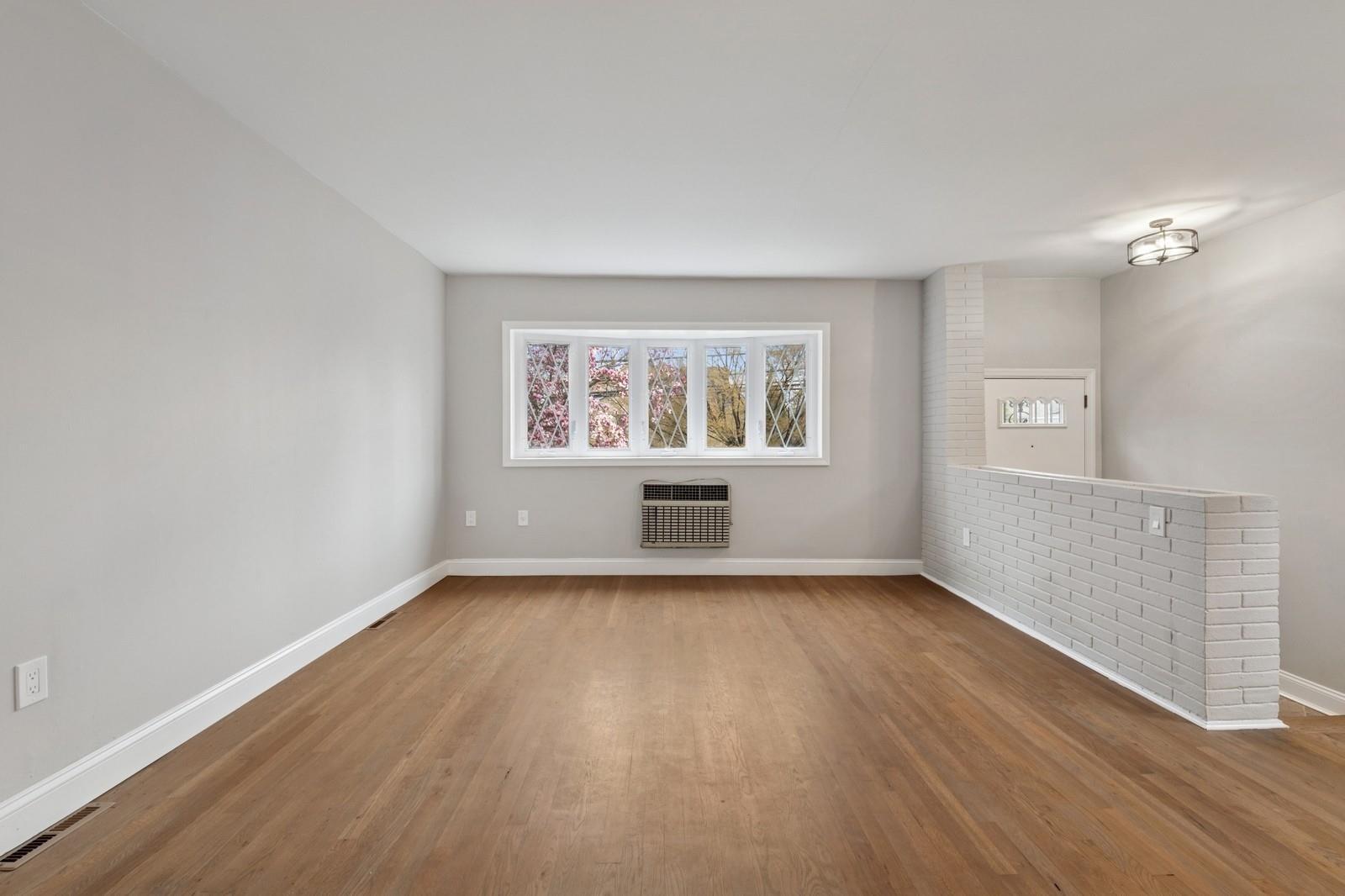 Single Family Harding Ave  Bronx, NY 10465, MLS-856951-5