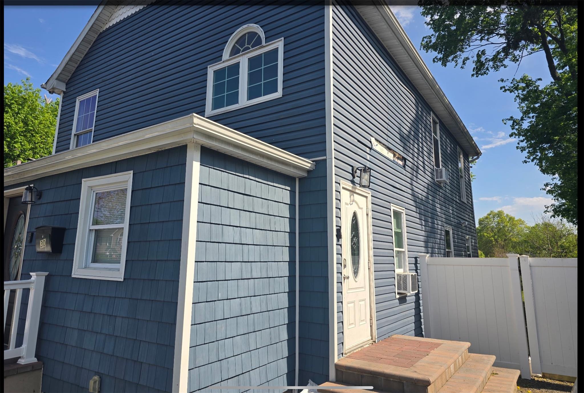 Single Family Mindres  Suffolk County, NY 11717, MLS-856953-6
