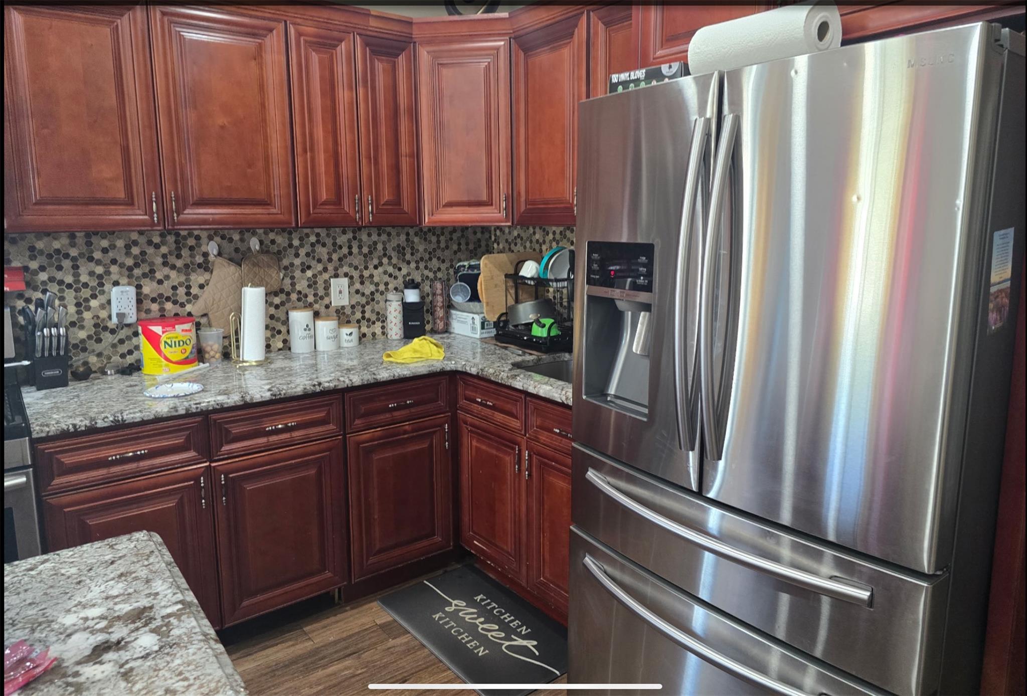 Single Family Mindres  Suffolk County, NY 11717, MLS-856953-8