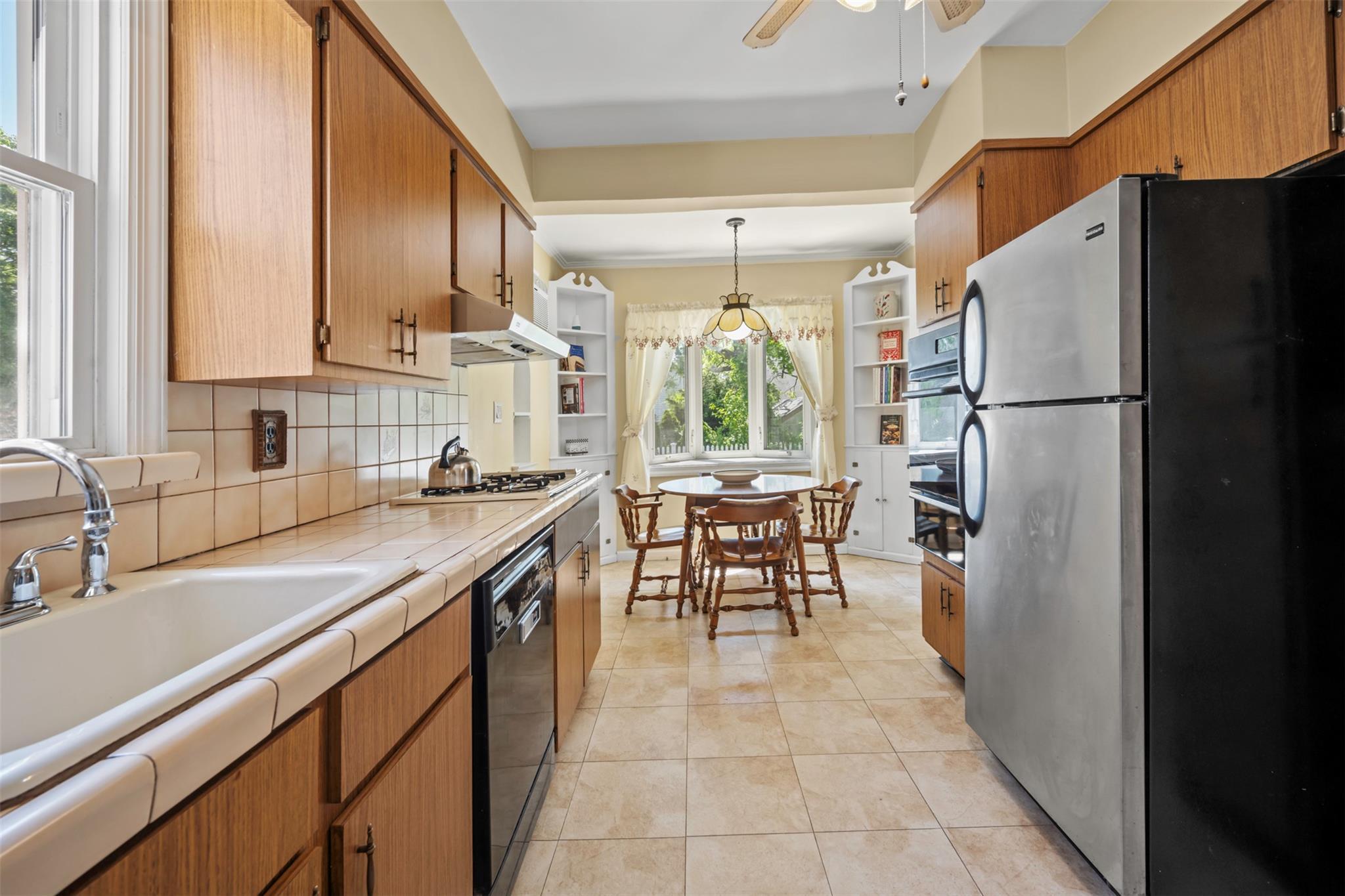 Single Family Winthrop  Nassau County, NY 11040, MLS-856963-10
