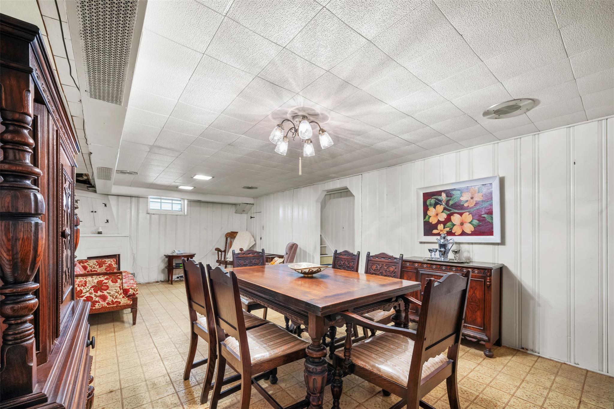 Single Family Winthrop  Nassau County, NY 11040, MLS-856963-28