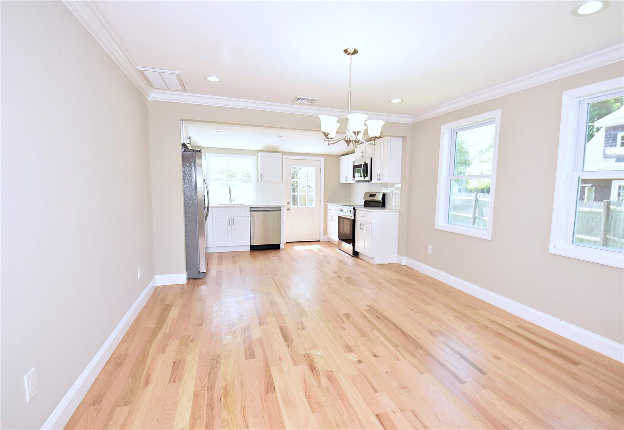 Single Family Main  Suffolk County, NY 11939, MLS-856972-17