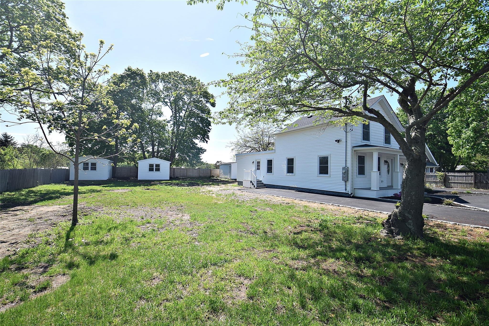 Single Family Main  Suffolk County, NY 11939, MLS-856972-3
