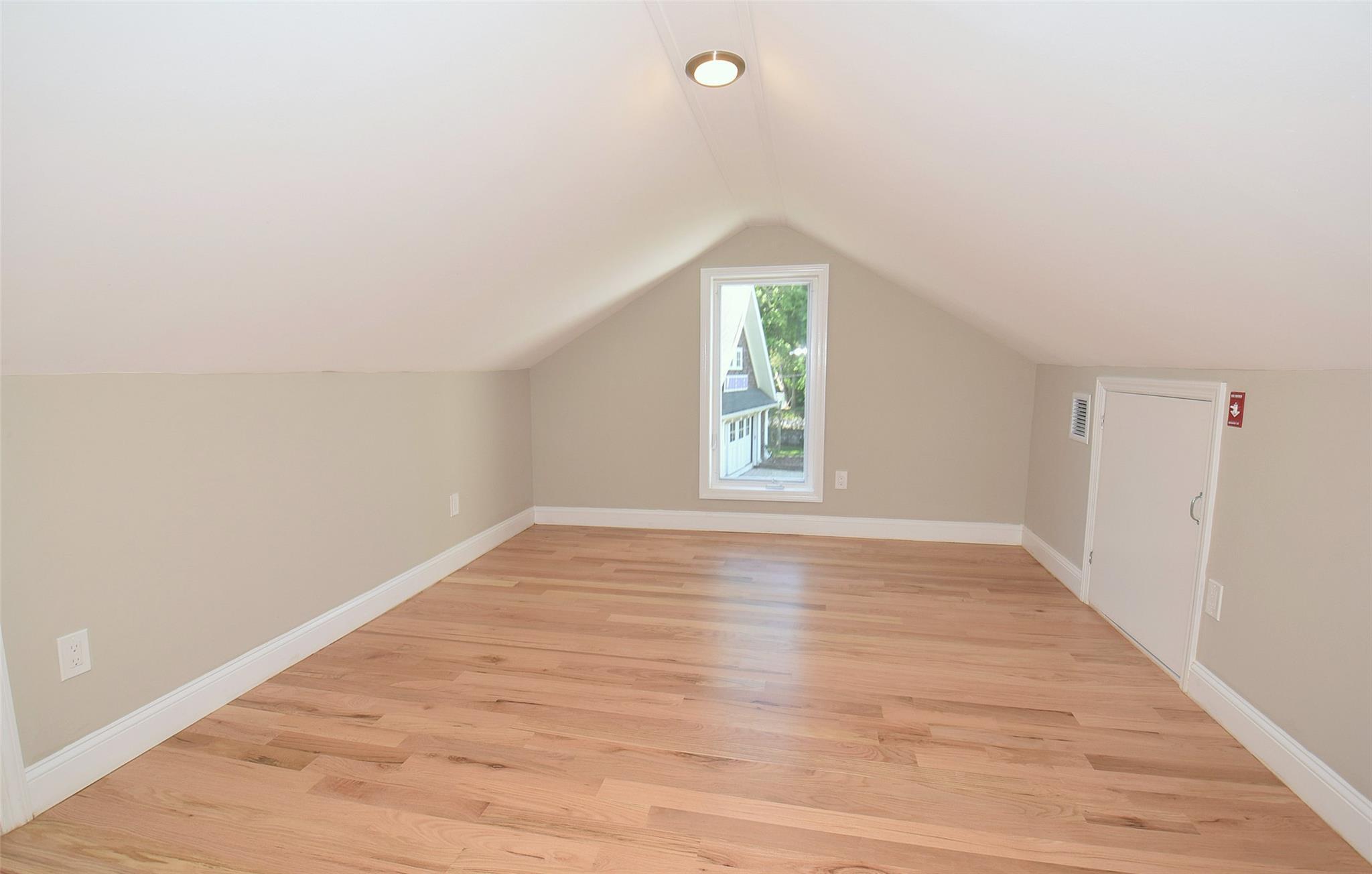 Single Family Main  Suffolk County, NY 11939, MLS-856972-34