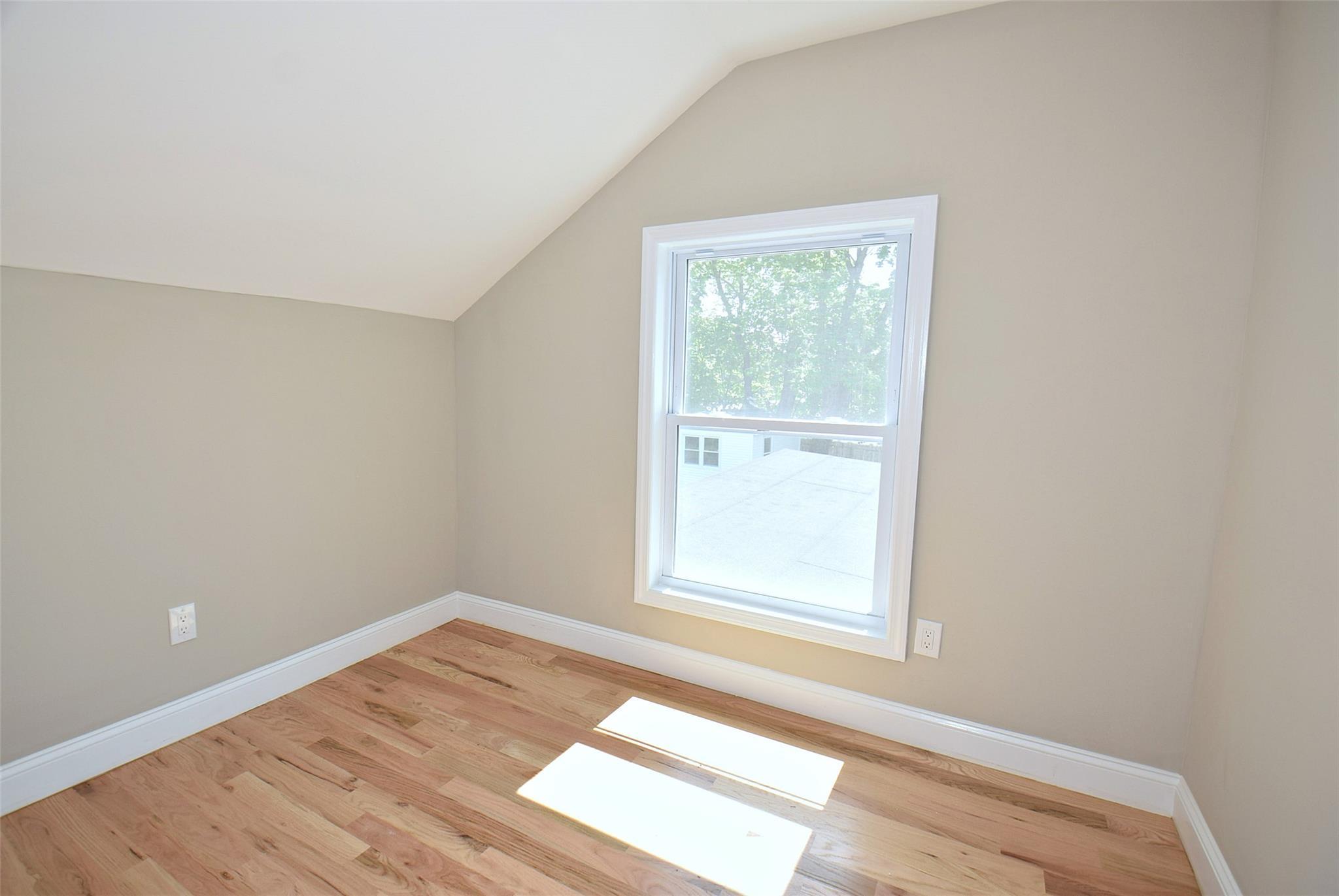 Single Family Main  Suffolk County, NY 11939, MLS-856972-37