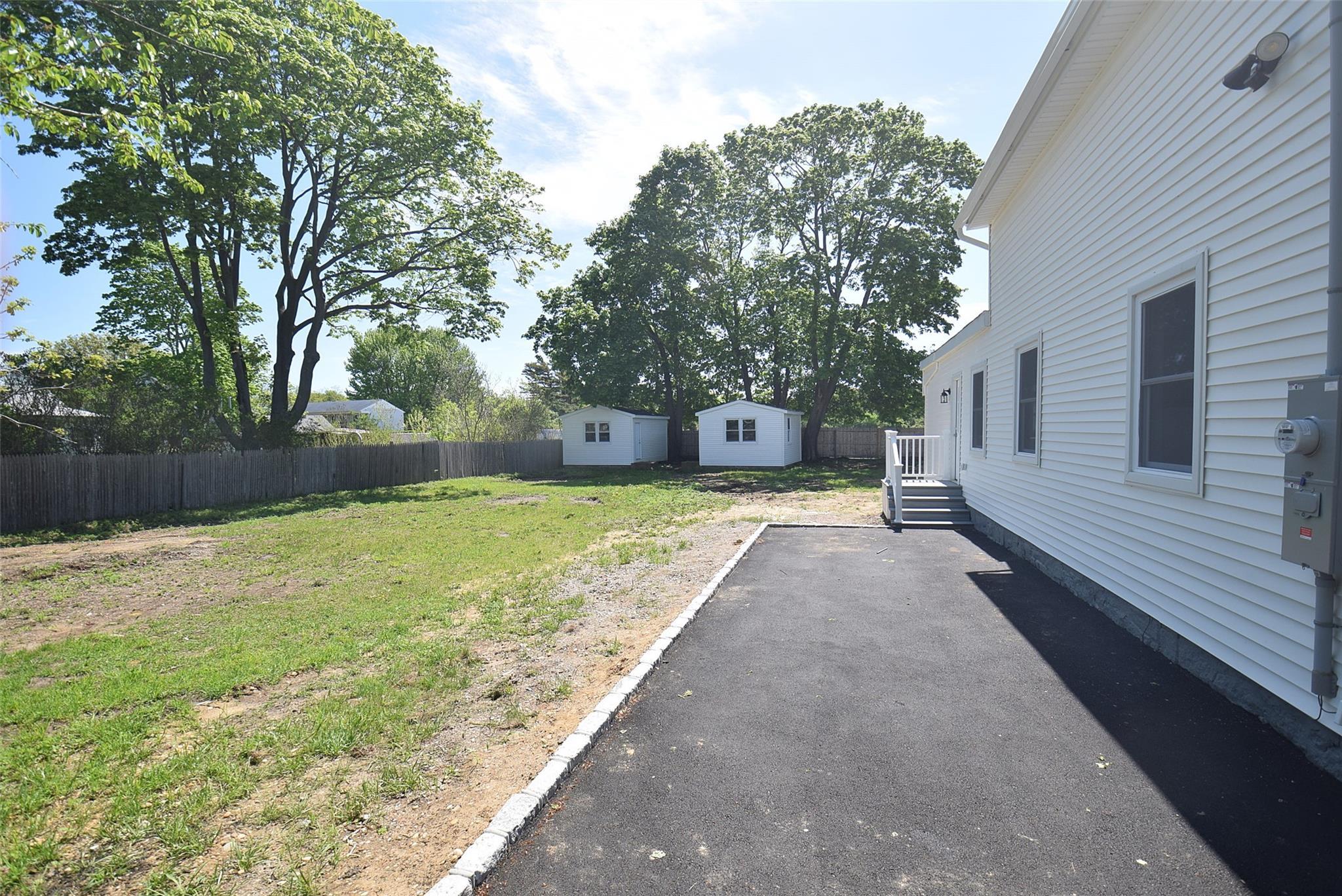 Single Family Main  Suffolk County, NY 11939, MLS-856972-38