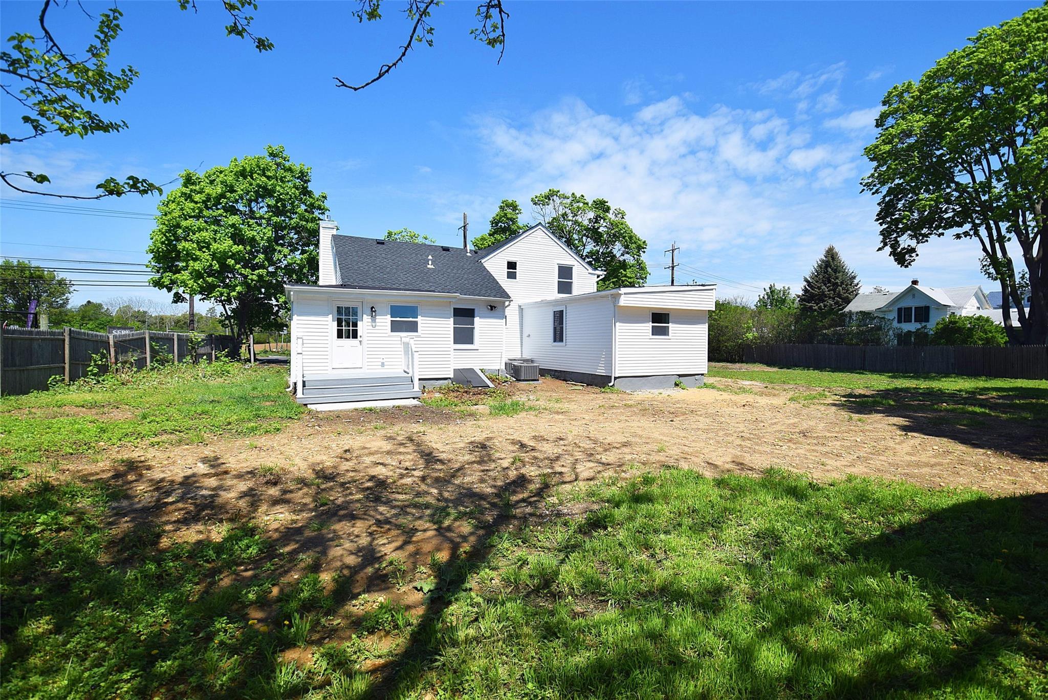 Single Family Main  Suffolk County, NY 11939, MLS-856972-41