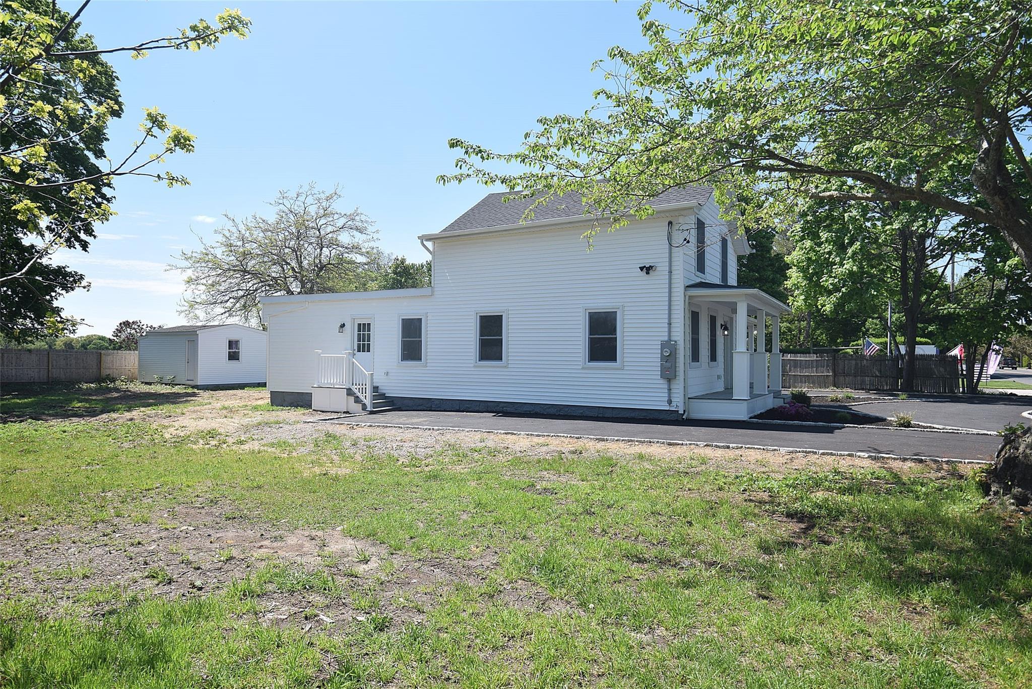 Single Family Main  Suffolk County, NY 11939, MLS-856972-42