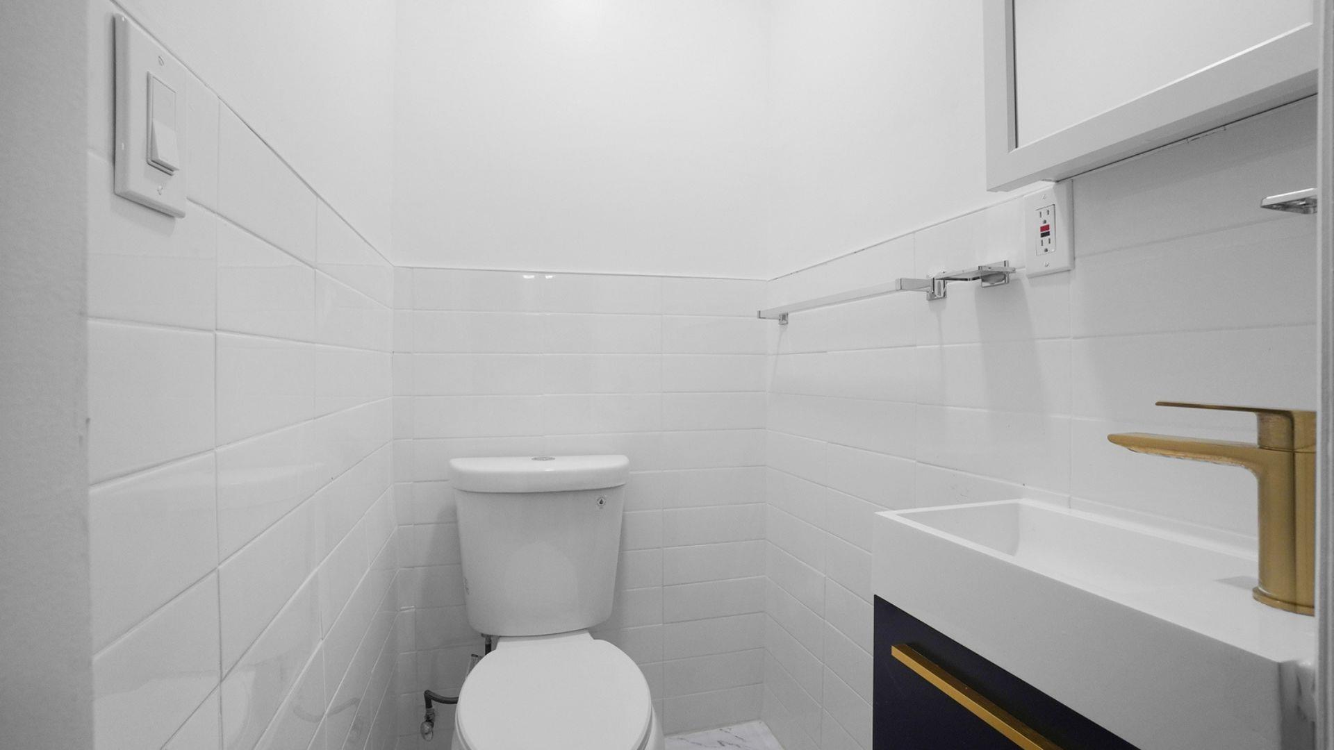Single Family Webb  Bronx, NY 10468, MLS-857019-18