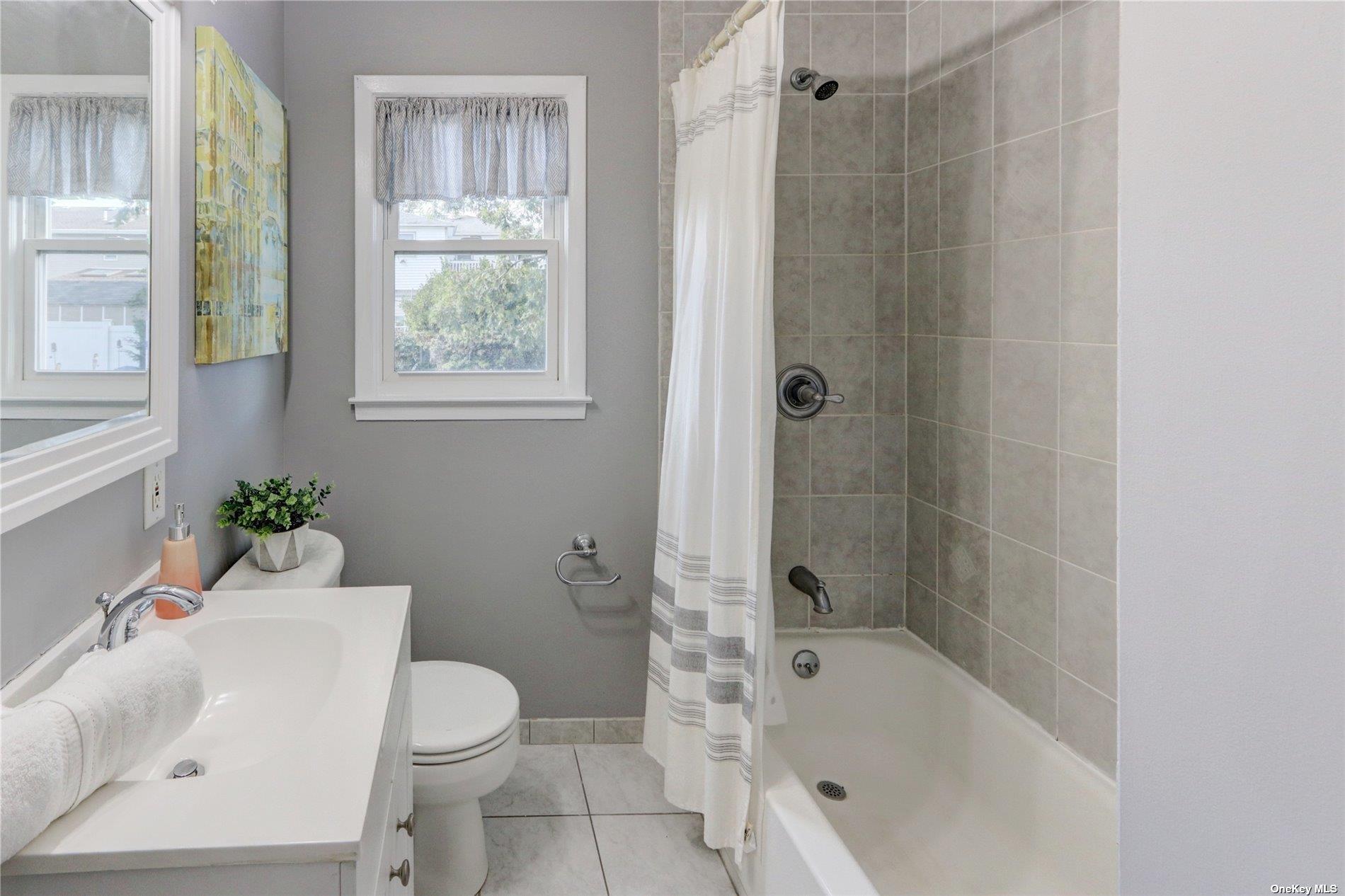 Single Family West  Nassau County, NY 11714, MLS-857035-11