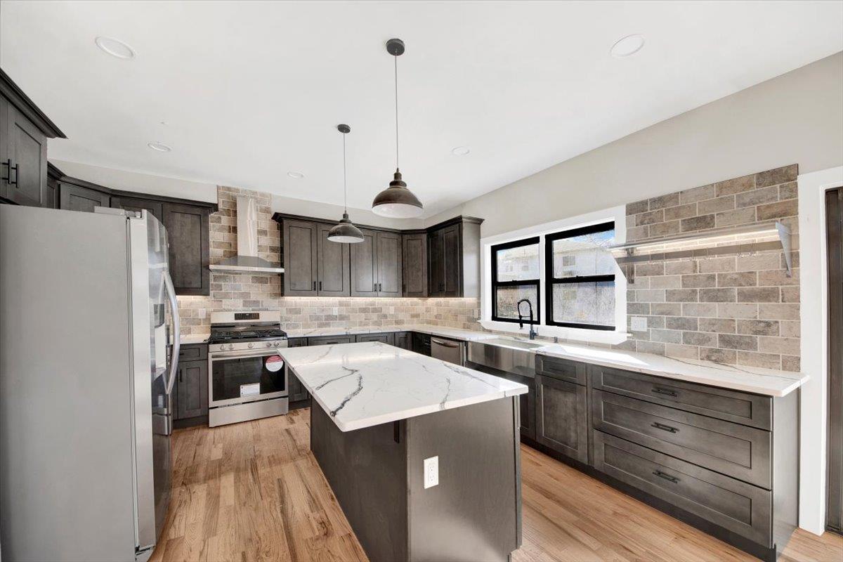 Single Family Bretton  Westchester County, NY 10710, MLS-857048-2