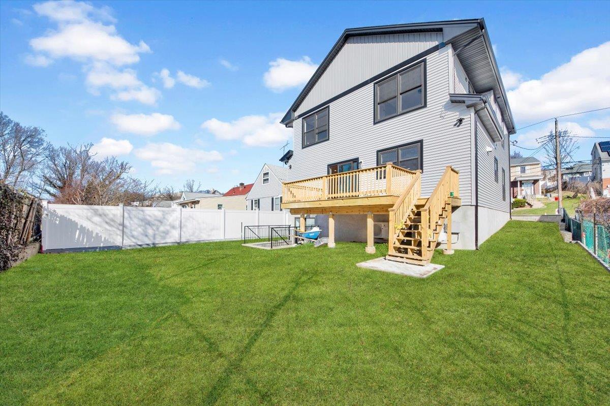 Single Family Bretton  Westchester County, NY 10710, MLS-857048-28