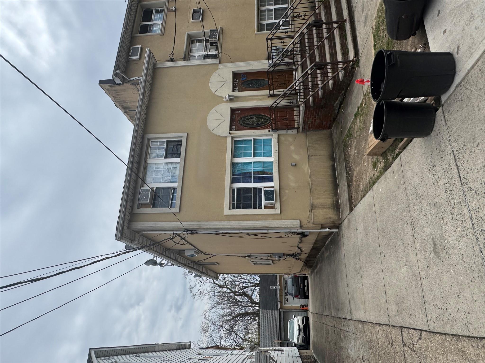 Single Family Normal  Queens, NY 11432, MLS-857065-2