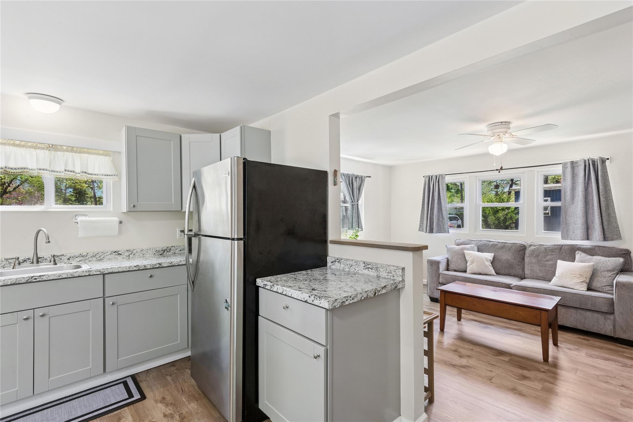 Single Family Riverleigh Avenue  Suffolk County, NY 11901, MLS-857066-9