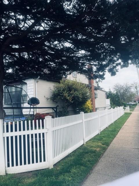 Single Family Alder  Nassau County, NY 11710, MLS-857079-35
