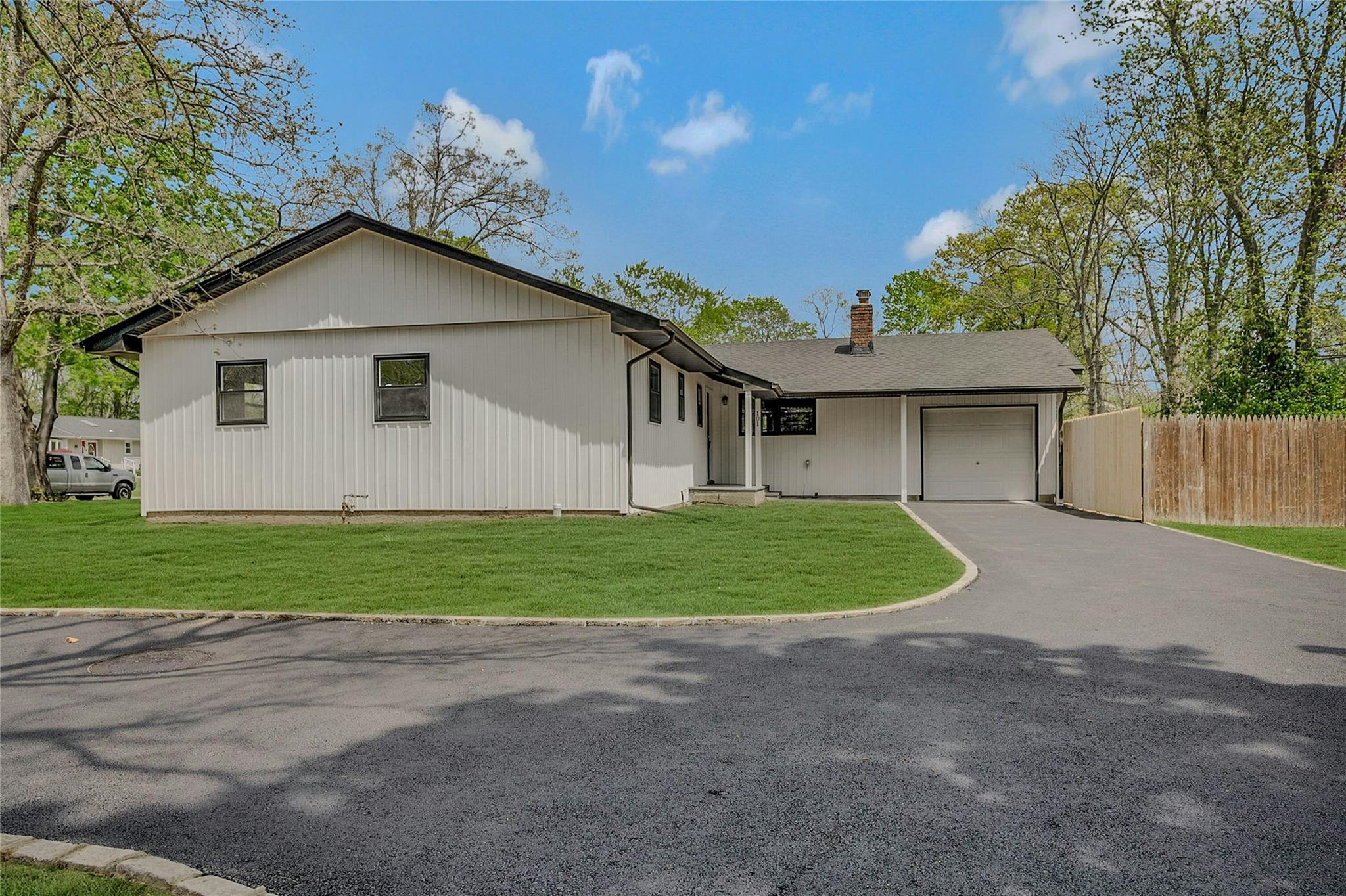 Single Family Gibbs Pond  Suffolk County, NY 11767, MLS-857082-3