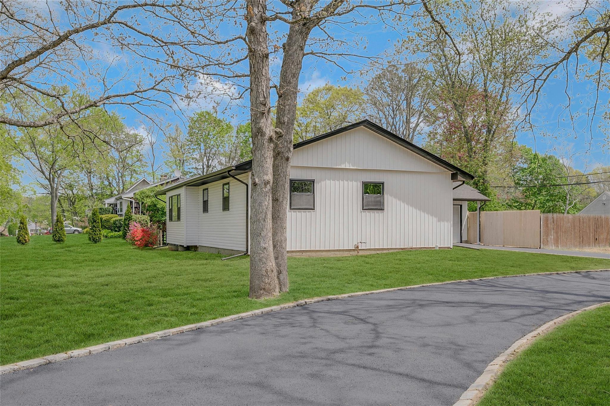 Single Family Gibbs Pond  Suffolk County, NY 11767, MLS-857082-4