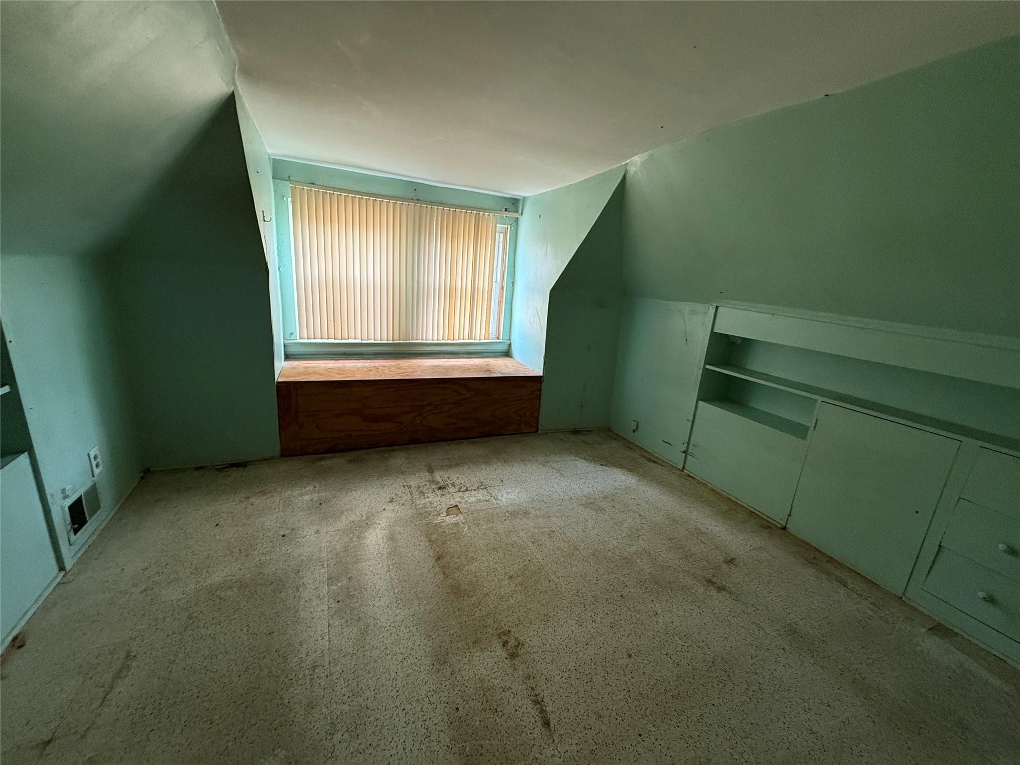 Single Family Arlington  Staten Island, NY 10303, MLS-857094-12