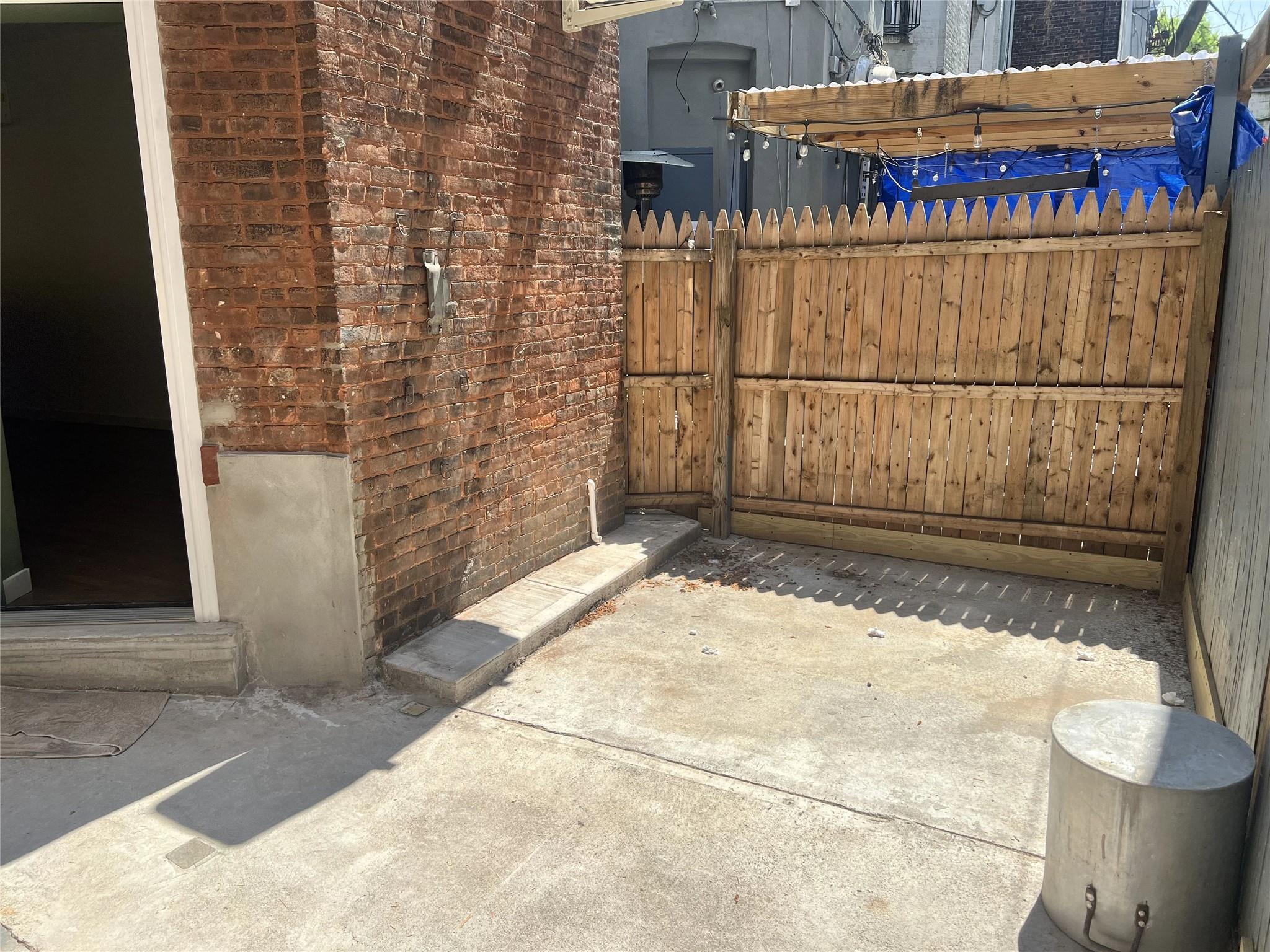 Commercial Lease Kingston  Brooklyn, NY 11213, MLS-857103-9